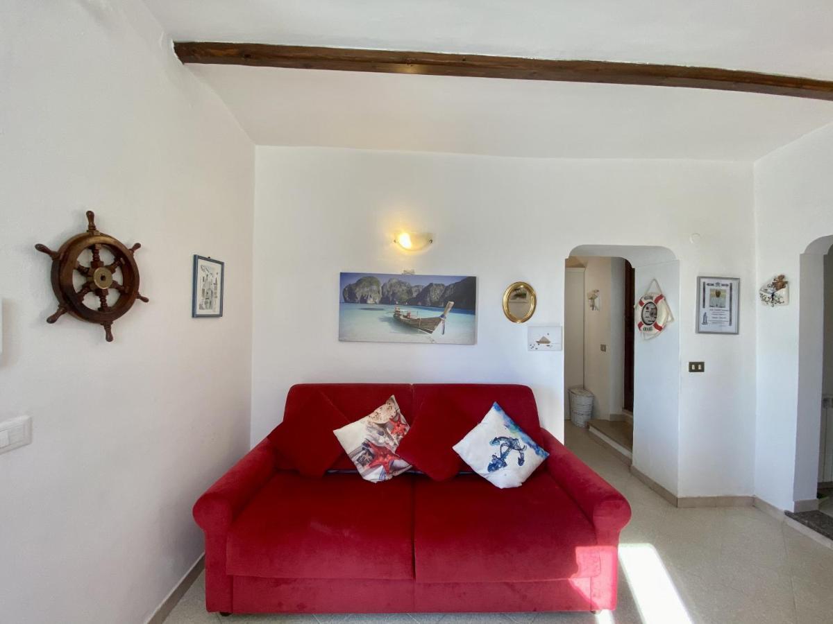 Holidaycasa Mike - Con Terrazzo Vista Mare Sperlonga Bagian luar foto